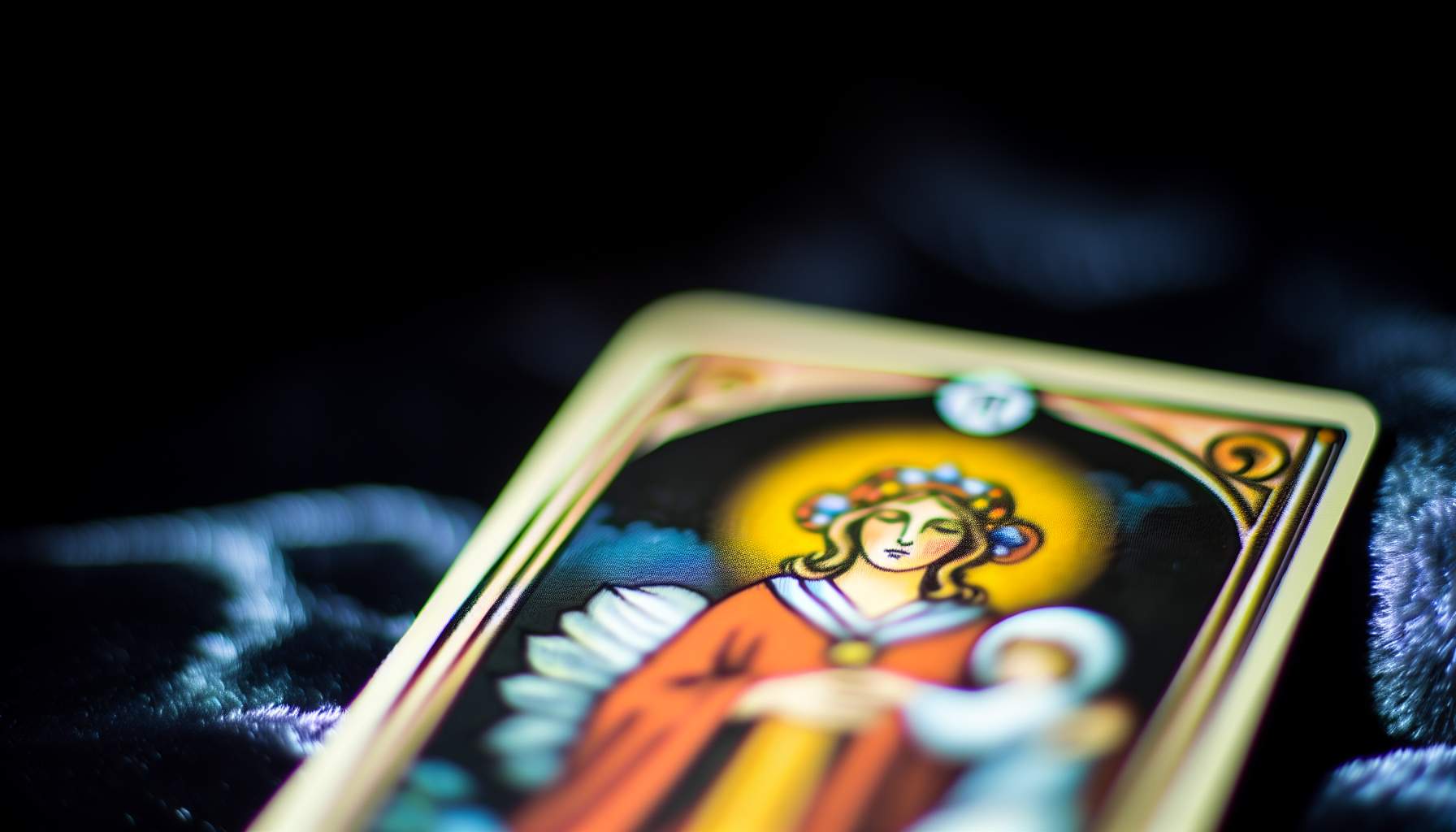 La Papesse au tarot de Marseille : révélations surprenantes